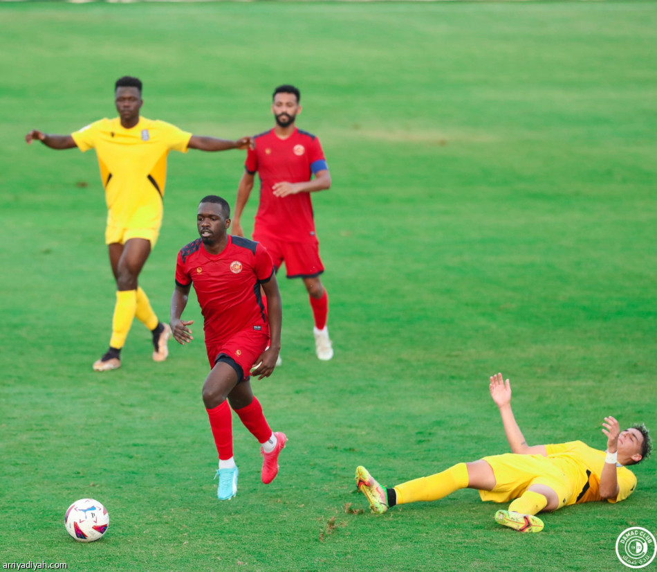 ضمك يستهل تجارب إسبانيا بانتصار