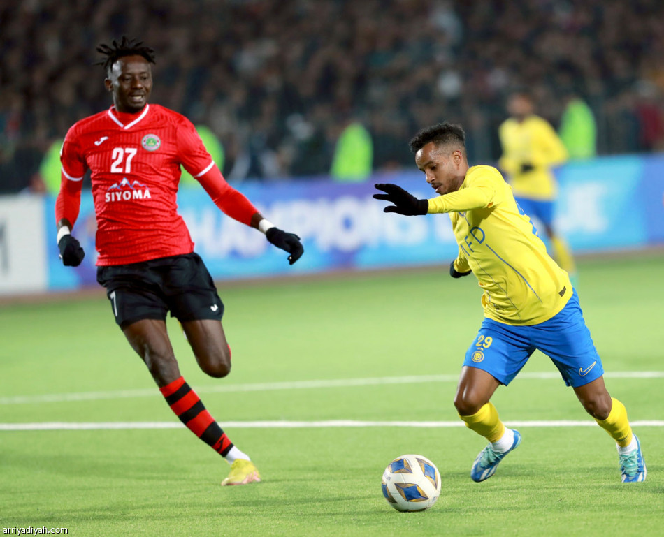 كاسترو
يعيد واقعتي فيتوريا