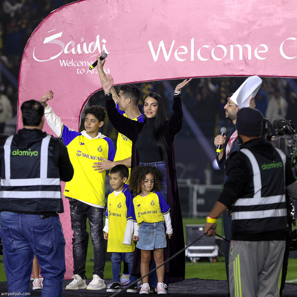 3 شروط 
تواجه
رونالدو