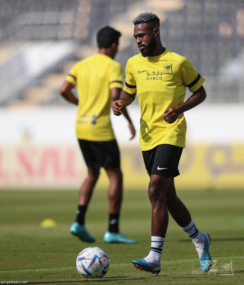 الاتحاد ينهي تحضيرات مواجهة «الحسم»