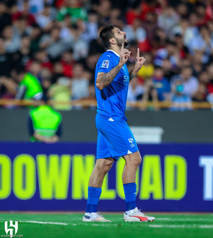 الهلال يقهر ناساجي في طهران.. ويتصدر