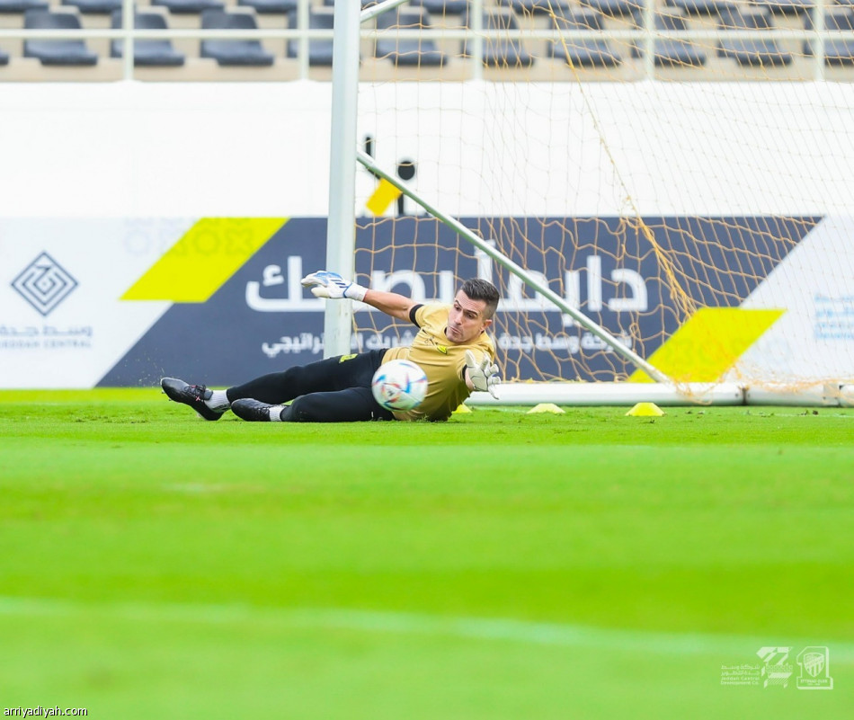 كورنادو وشراحيلي ينعشان الاتحاد