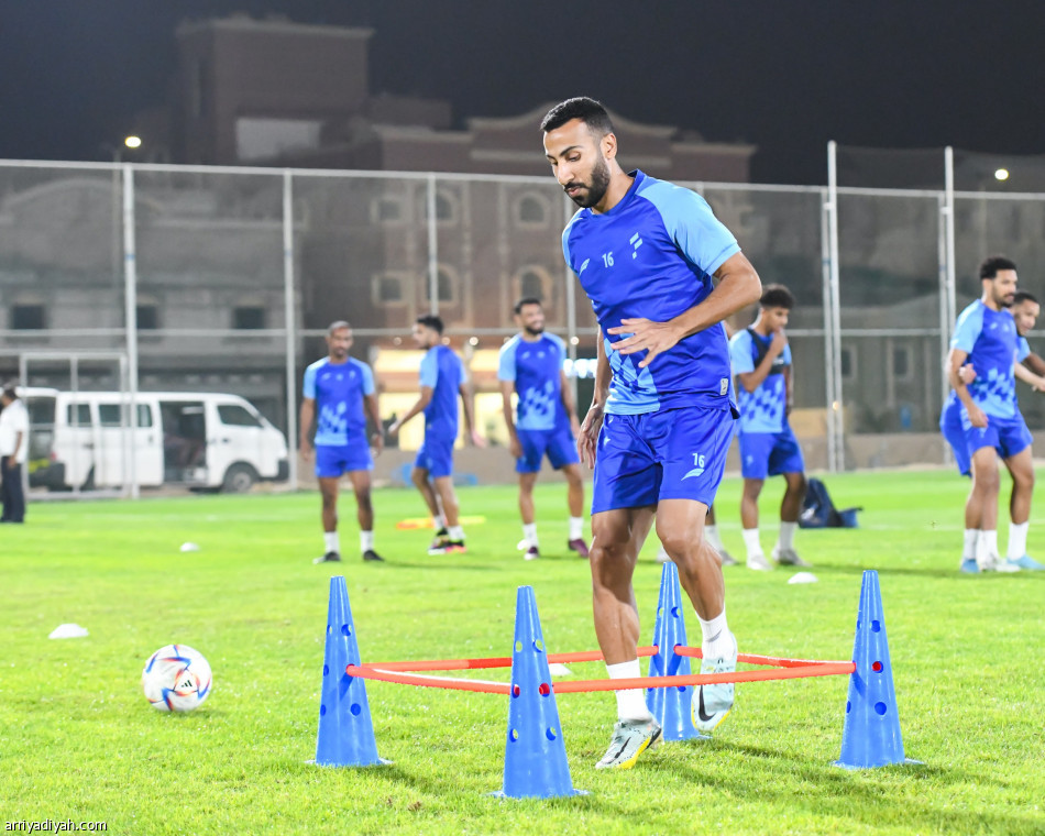 الفتح يدشن استعدادات الوحدة