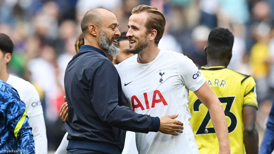 نونو سانتو.. 
الهجرة صنعت بطلا