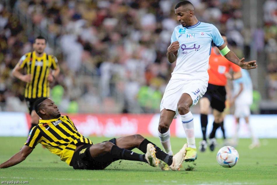 المرة الأولى.. 
الاتحاد يكسب بالأربعة