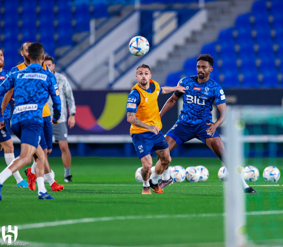 الهلال يستعيد ماريجا