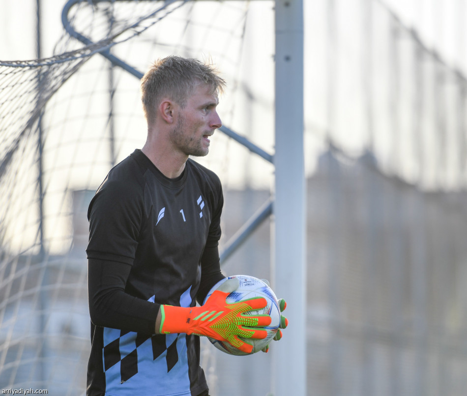 الفتح.. دونيس يبدأ تكتيك الوحدة