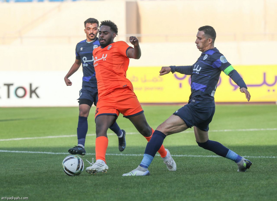 جدة يضاعف من معاناة الساحل في «يلو»