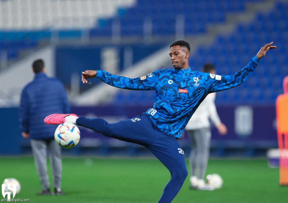 قبل السوبر.. الهلال يفحص ميشايل والفرج يعزز التحضيرات
