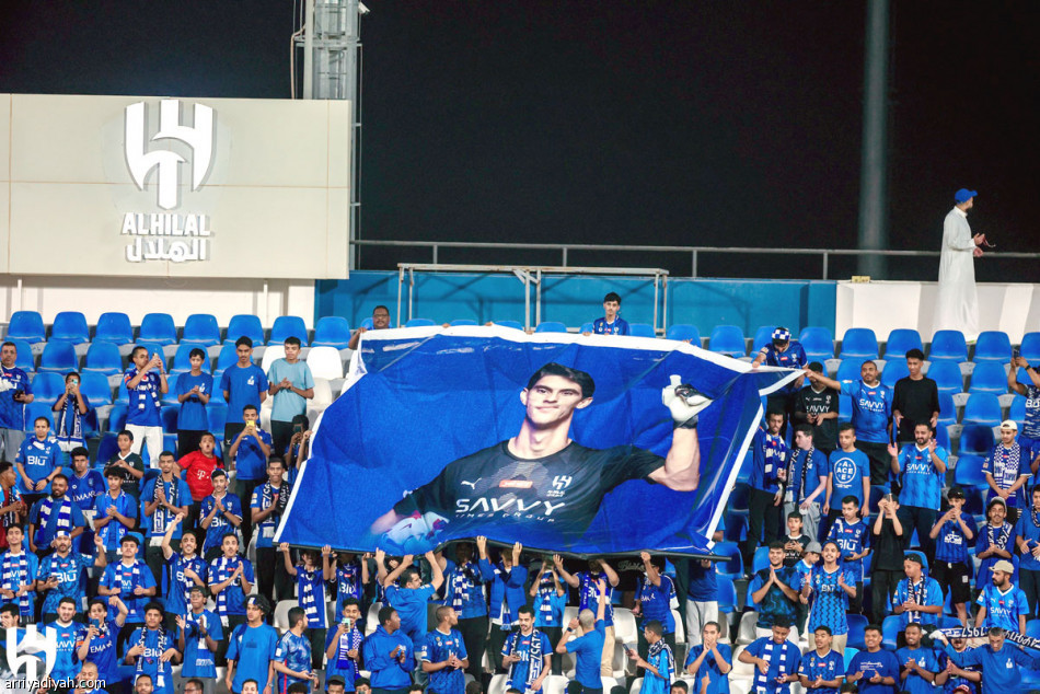 عريس آسيا..
نصف ساعة مع الجماهير