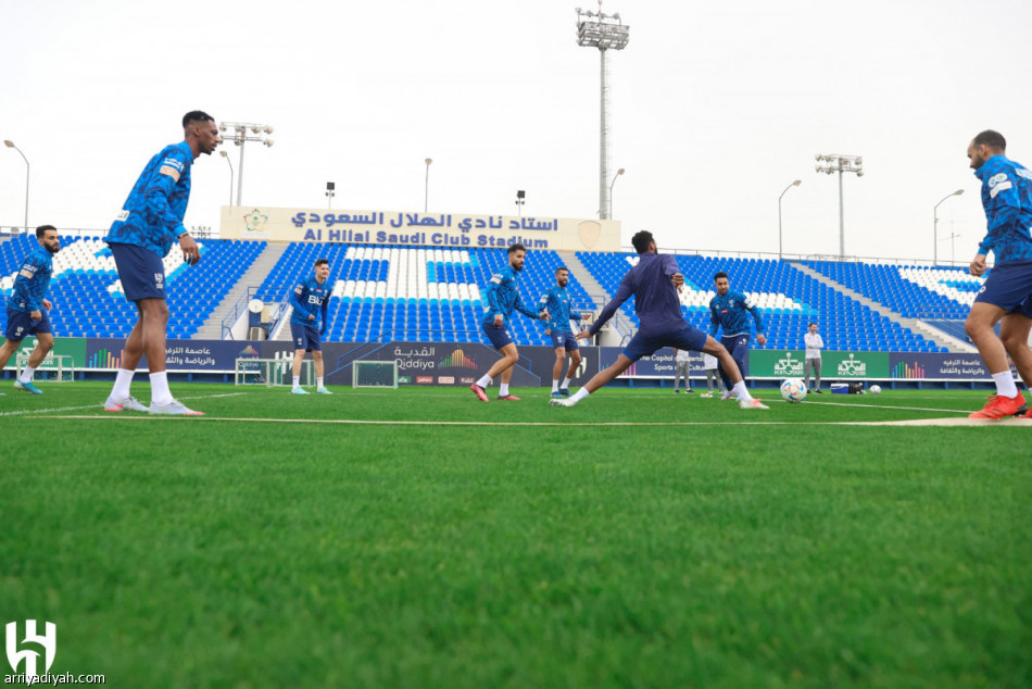 دياز يضع مخطط الهلال قبل الوحدة
