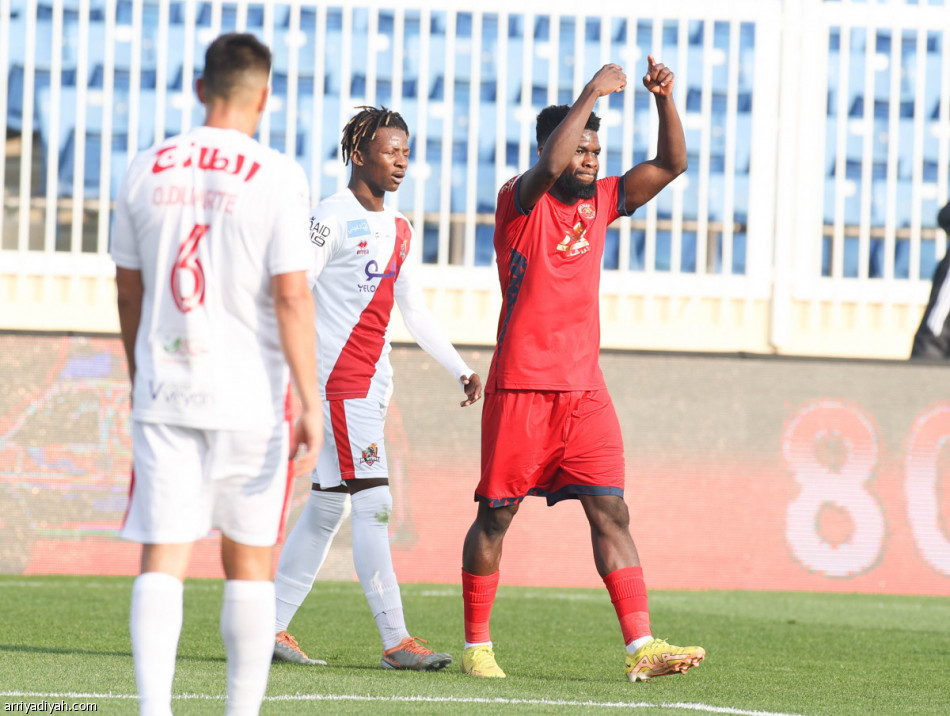 ضمك والوحدة يكتفيان بالتعادل