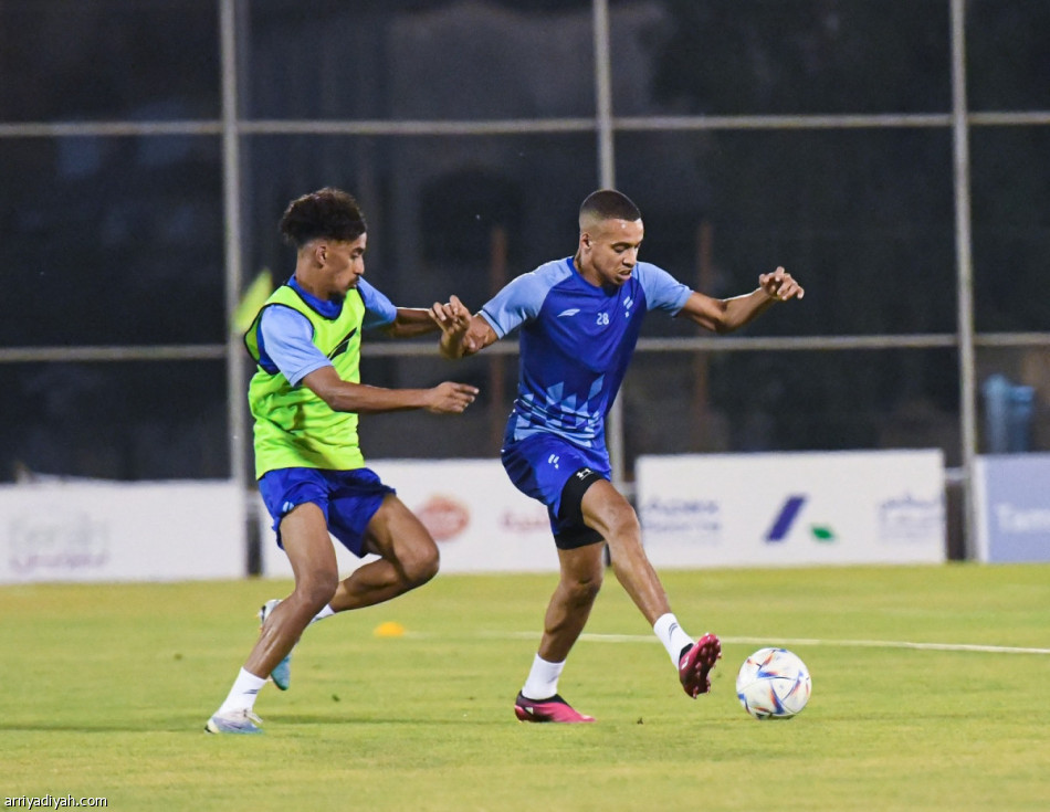 الفتح .. دونيس يتعافى ويجهز مخطط العدالة