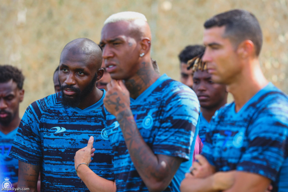 قبل بنفيكا.. النصر يستعد.. وفوفانا يظهر