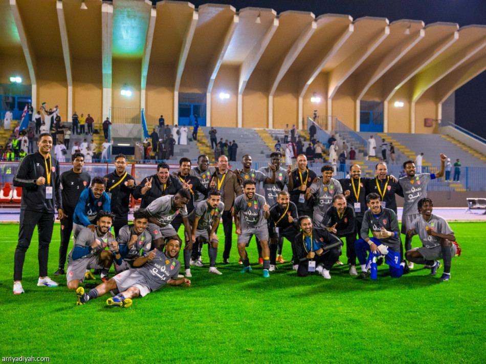 العربي يخطف نقاط العروبة