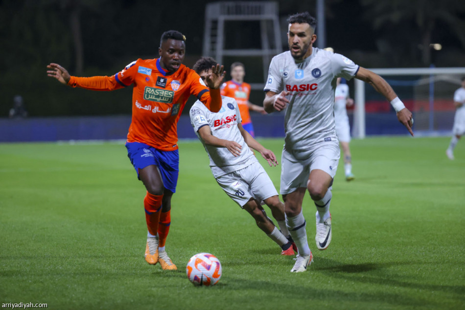 ضمك يقسو على الفيحاء برباعية