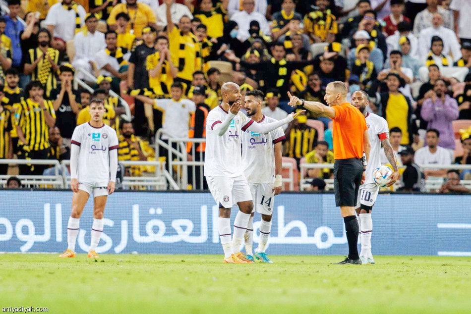 بالعدالة..
الفوز لغة «النمور»