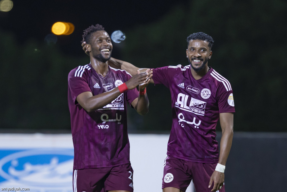 الفيصلي يؤجل صعود الأهلي