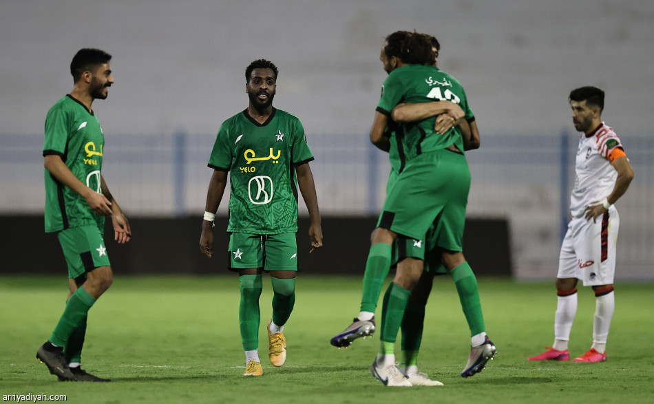 النجمة يفاجئ الرائد.. ويقصيه من كأس الملك