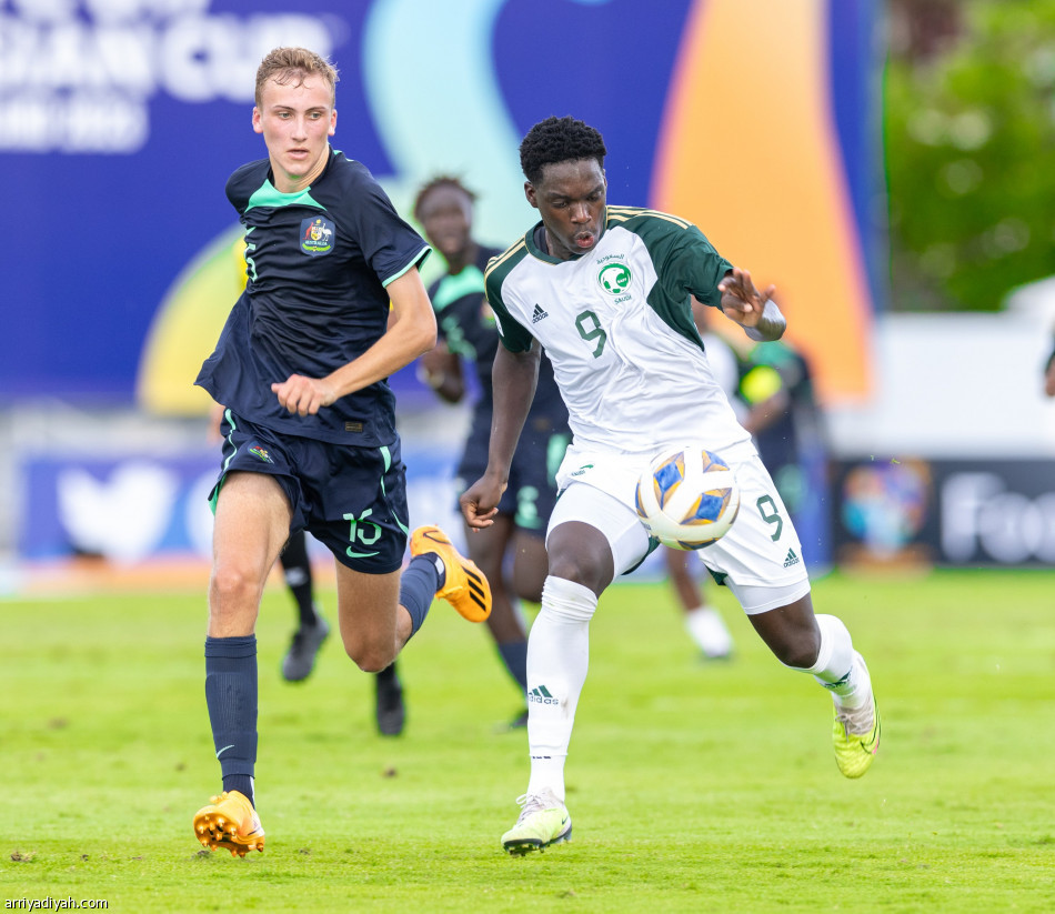 أخضر 17 يكسب أستراليا في مستهل مشوار آسيا