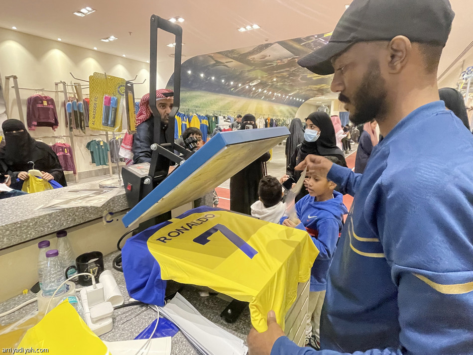 رونالدو يكسب تحدي الجزاء