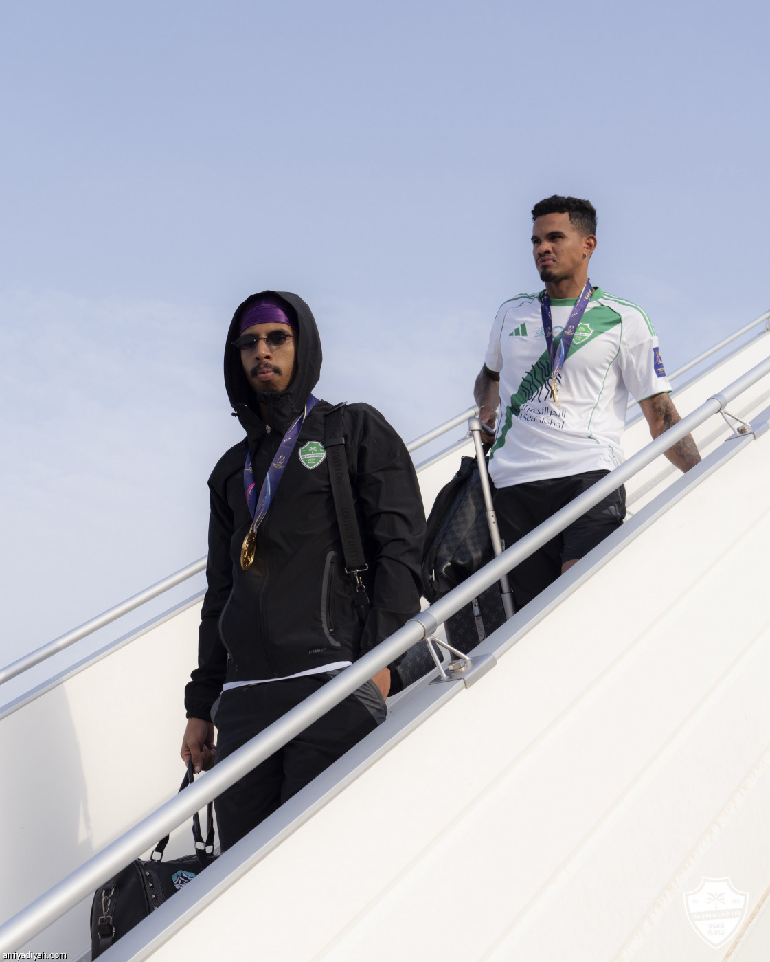 البطل وكأسه في جدة