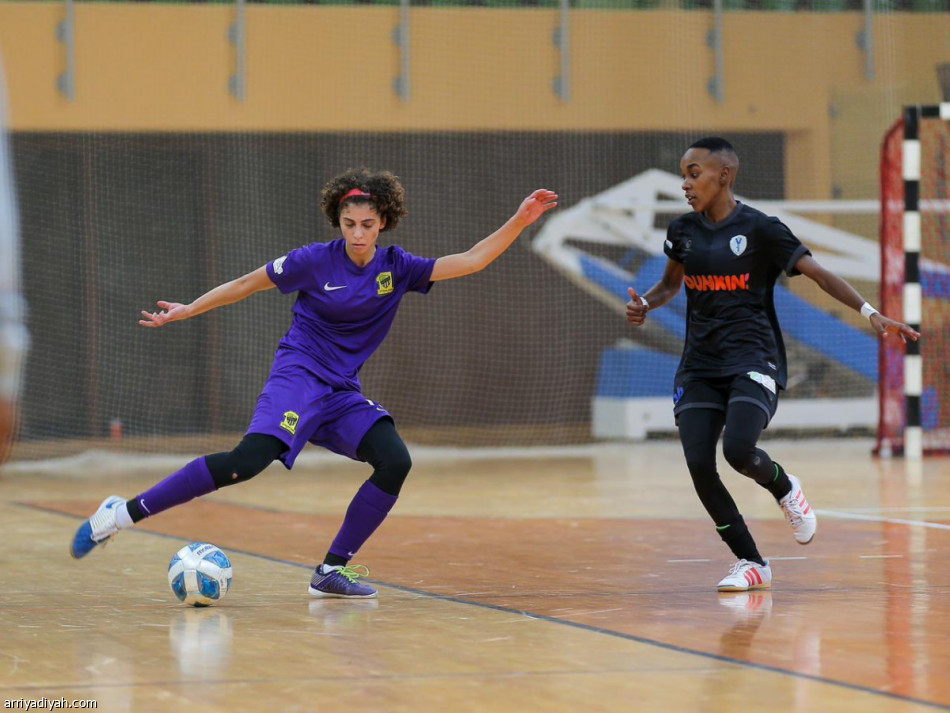 النصر واليمامة يبلغان نهائي «صالات السيدات»