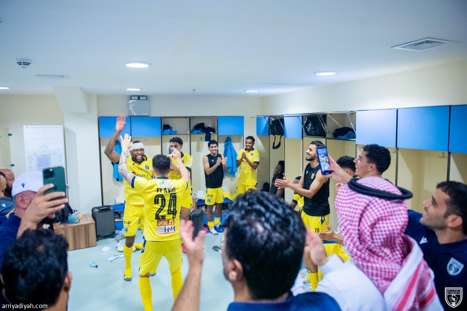 التعاون.. 
10 لقاءات لا يخسر