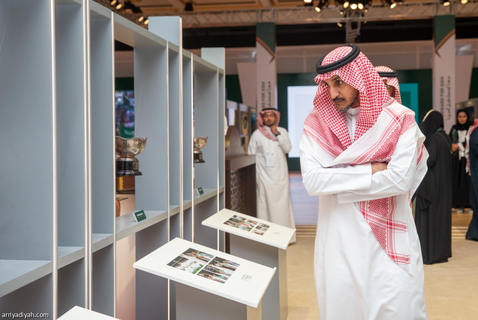 اتحاد القدم يفتتح البيت السعودي في البحرين