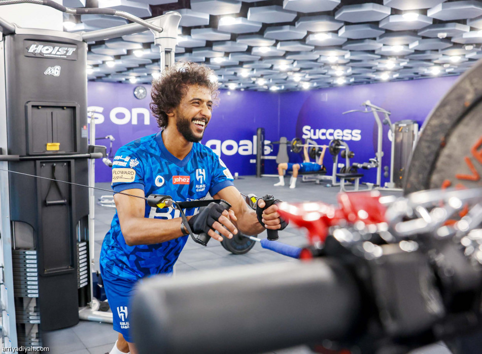 قرار يحدد
موقف سالم