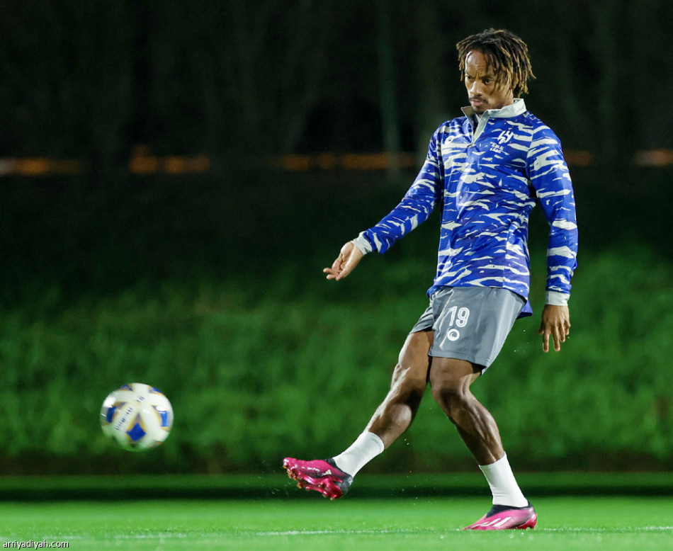 66%
الأزرق يجتاز نصف النهائي