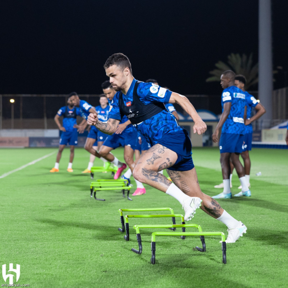 قبل الكلاسيكو.. الهلال يستعيد سالم ويخسر ناصر