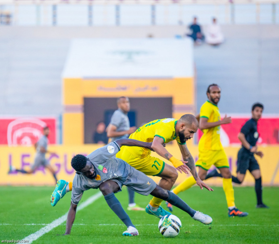 العربي يخطف نقاط العروبة