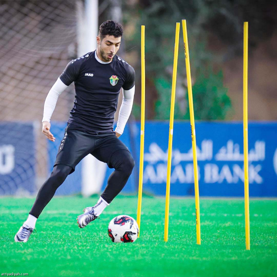 وفد يمهد 
وصول 
الأخضر