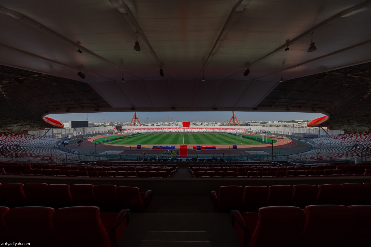 الأخضر بالأبيض