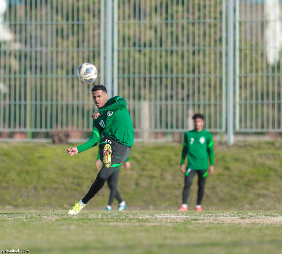 الأخضر الشاب .. المحمدي يرسم تكتيك قيرغيزستان