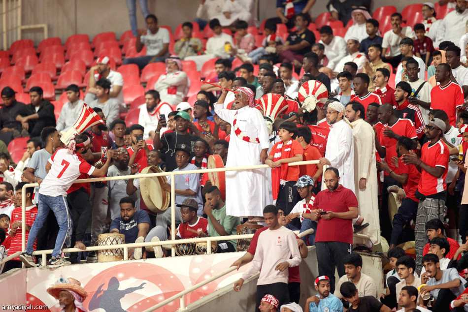 في الشرائع..
الوحدة لا يعرف الخسارة