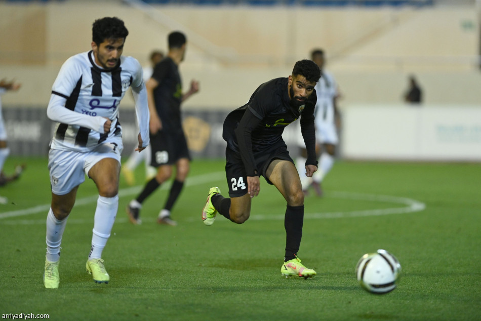 دوري يلو.. هجر يكسب الساحل بثنائية أدريانو