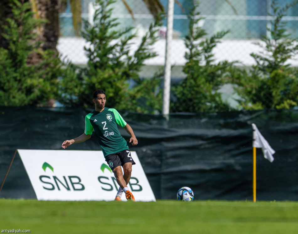 الأخضر .. استشفاء ومناورة بعد نيجيريا