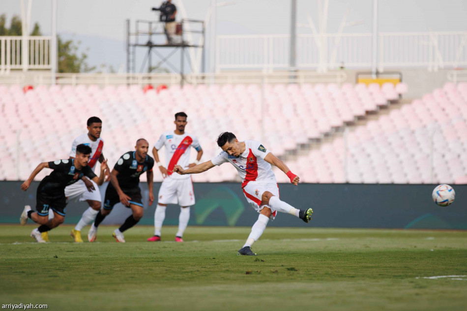 المرة السادسة..
الوحدة في الأربعة