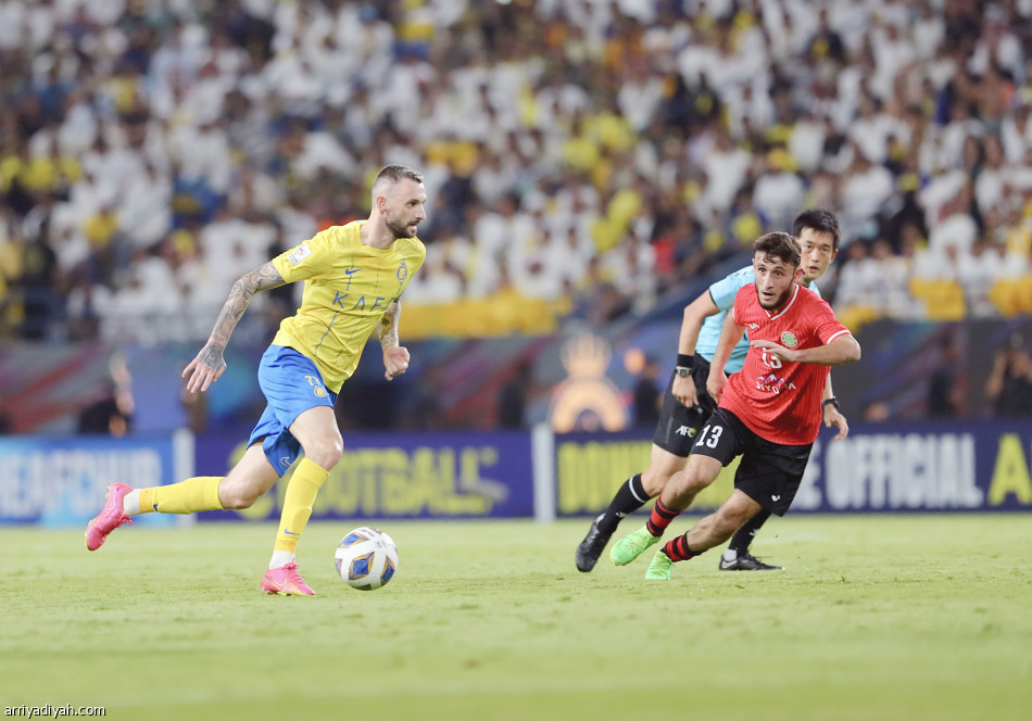 اليسرى
تسيطر على «الدون»