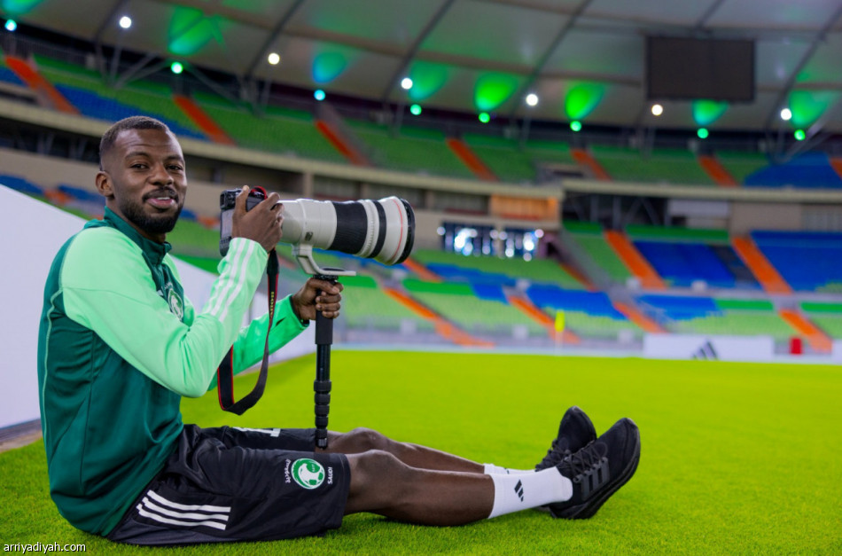 الأخضر.. سالم يشارك في التدريبات الجماعية