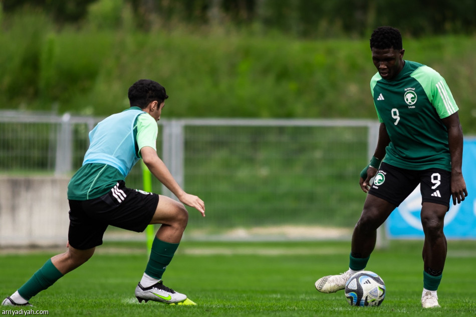 أخضر 17 يفتتح معسكر كرواتيا