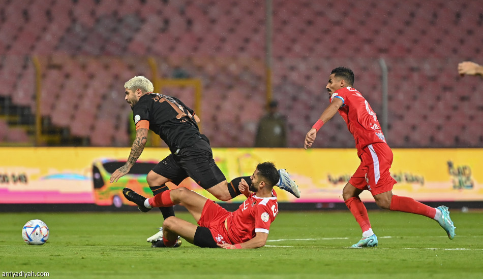 الوحدة يقلبها على الشباب في 11 دقيقة