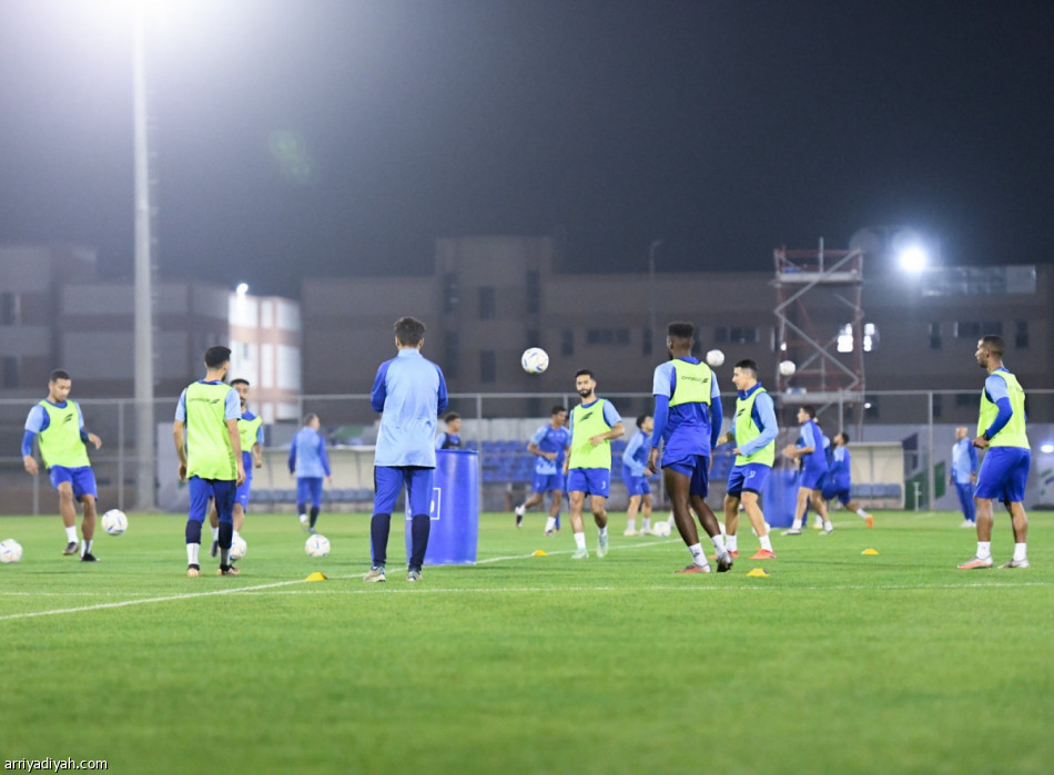 قبل الطائي.. الفتح يفحص الخليف وبوحيمد