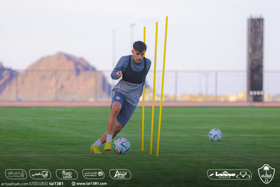 الطائي.. رادوي يرفع اللياقة.. وفاي يغيب