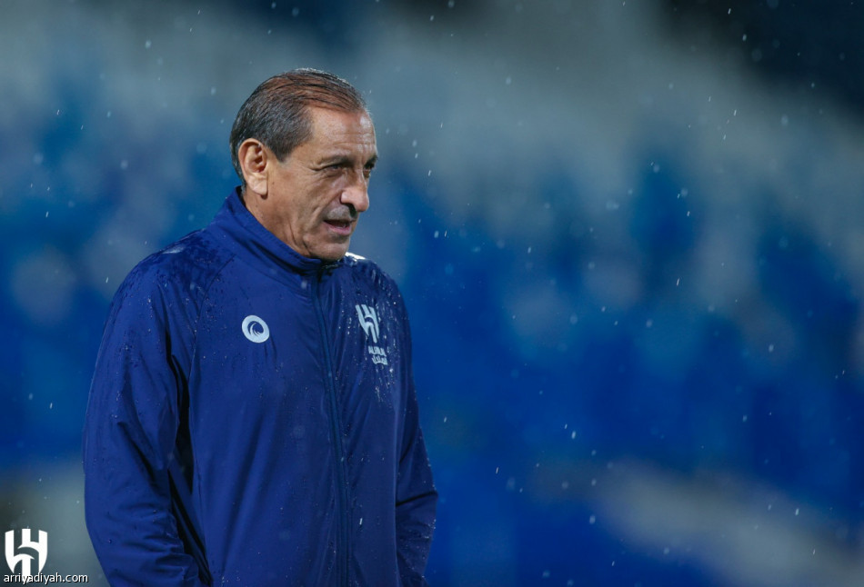 قبل الديربي.. الهلال يستعيد سالم