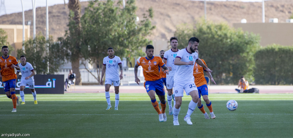 الفيحاء يحبط العدالة بـ«تعادل قاتل»