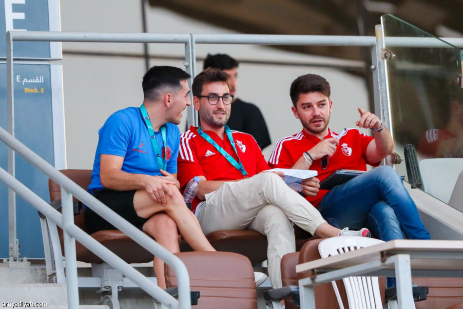 60 كشافا سعوديا وأوروبيا يرصدون مواهب نخبة المدارس