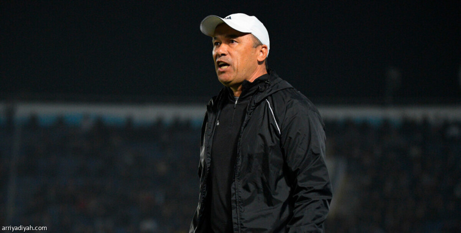 جونيور
ممنوع من السفر